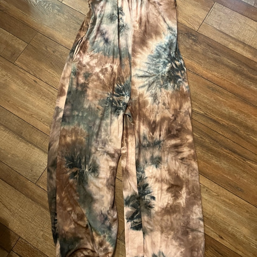 Tie-Dye Jogger Pants in Brown and Black